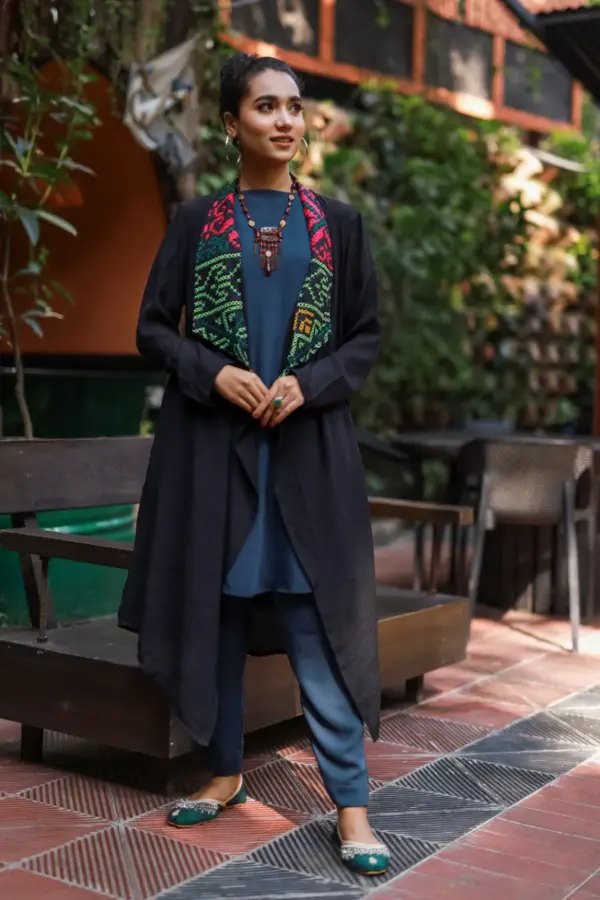 EMB Duster - Black